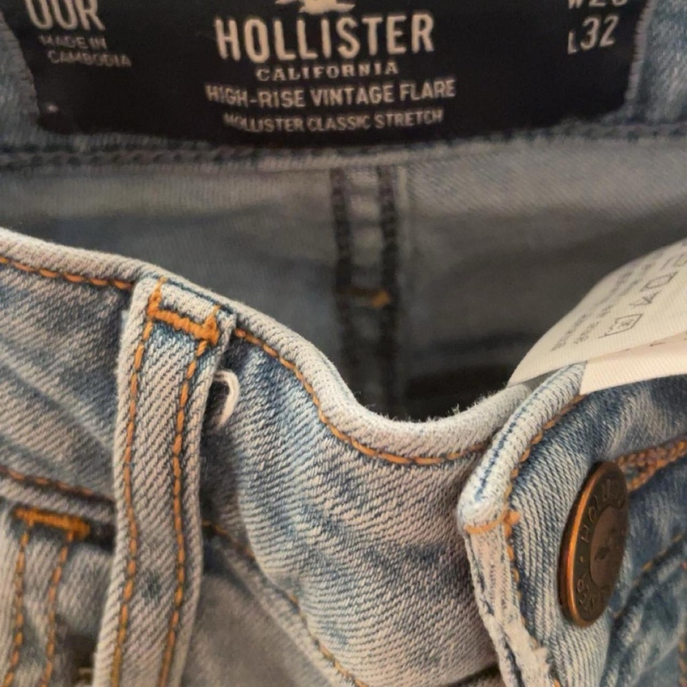 Hollister bell bottom jeans - Picture 2 of 3